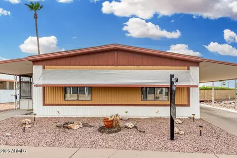661 S Hawes Rd #2, Mesa, AZ 85208