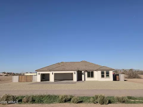 3820 N Palm Cir, Eloy, AZ 85131