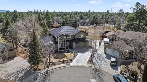 674 N Hulet Ln, Flagstaff, AZ 86004