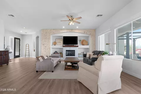 Living - 4586 E Nightingale Ln, Gilbert, AZ 85298 photo 1 of 3