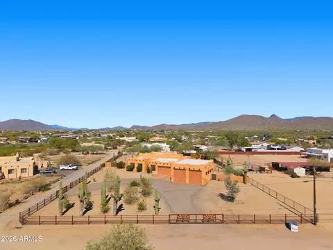 View/Area - 1114 E Carlise Rd, Phoenix, AZ 85086 photo 5 of 8