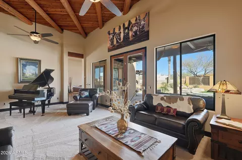 Living - 1114 E Carlise Rd, Phoenix, AZ 85086 photo 5 of 7