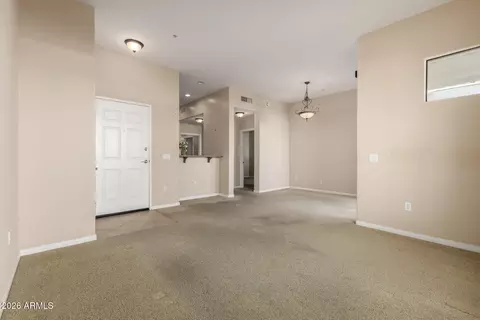 Living - 2989 N 44th St #3031, Phoenix, AZ 85018 photo 2 of 4