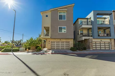 7045 W Carter Dr, Chandler, AZ 85226
