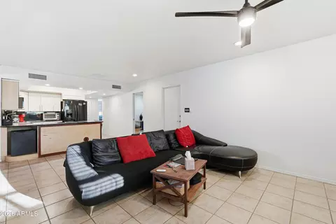 3830 E Shangri La Rd, Phoenix, AZ 85028 photo 10