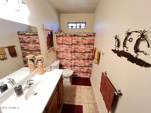 Bath - 5802 E Montara Pl, Mesa, AZ 85215 photo 1 of 2
