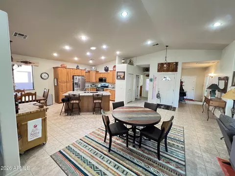 Kitchen - 5802 E Montara Pl, Mesa, AZ 85215 photo 4 of 4