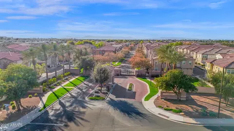 View/Area - 2665 S Catherine Dr #101, Gilbert, AZ 85295 photo 13 of 15