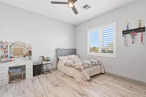 Bedroom - 11 E Cavalry Dr, Phoenix, AZ 85086 photo 6 of 7