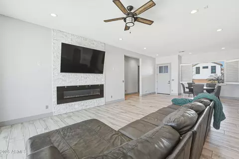 Living - 11 E Cavalry Dr, Phoenix, AZ 85086 photo 1 of 1