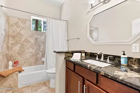 Bath - 415 E Rim Estates Trl, Payson, AZ 85541 photo 4 of 5