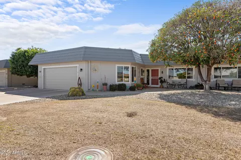 10457 W Campana Dr, Sun City, AZ 85351