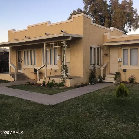 421 N 18th Dr, Phoenix, AZ 85007