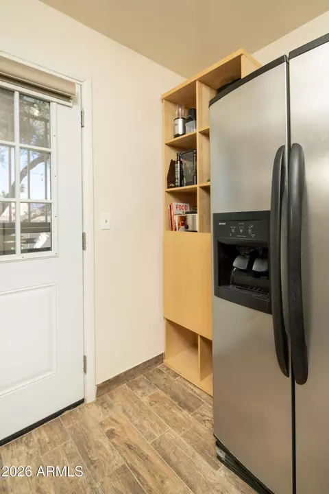 Kitchen - 902 E Wagoner Rd, Phoenix, AZ 85022 photo 3 of 3