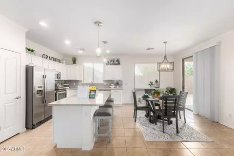 6637 S Cartier Dr, Gilbert, AZ 85298