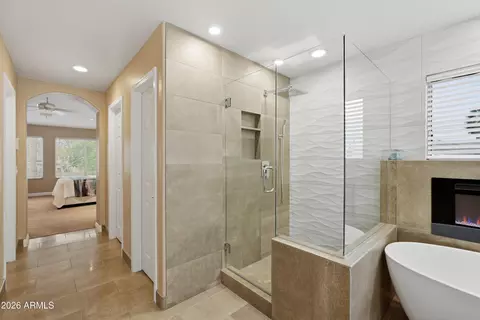 Bath - 244 E Joseph Way, Gilbert, AZ 85295 photo 3 of 5