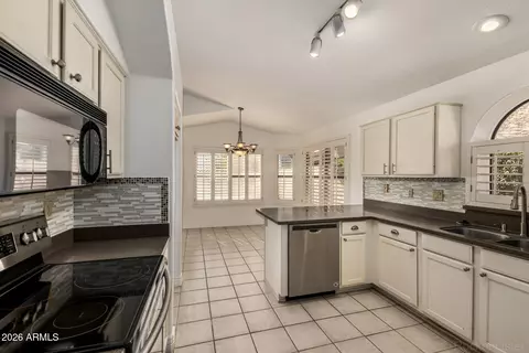 Kitchen - 2451 E Indigo Brush Rd, Phoenix, AZ 85048 photo 2 of 2