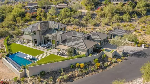 7540 N Lakeside Ln, Paradise Valley, AZ 85253