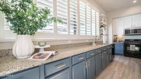 Kitchen - 2754 N Augustine --, Mesa, AZ 85207 photo 2 of 5