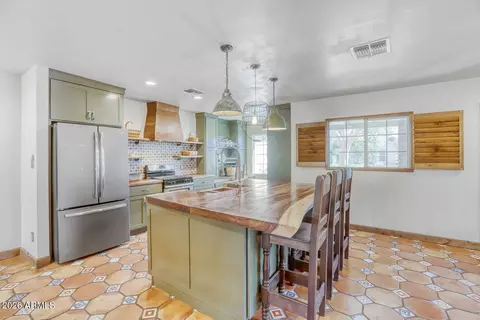 Kitchen - 5312 N 9th St, Phoenix, AZ 85014 photo 2 of 6