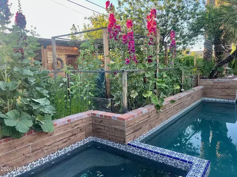 Exterior - 5312 N 9th St, Phoenix, AZ 85014 photo 5 of 5