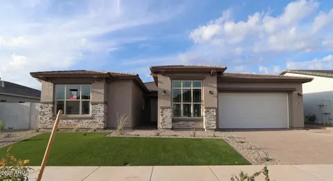 1050 W Golden Ore Pass, Apache Junction, AZ 85120