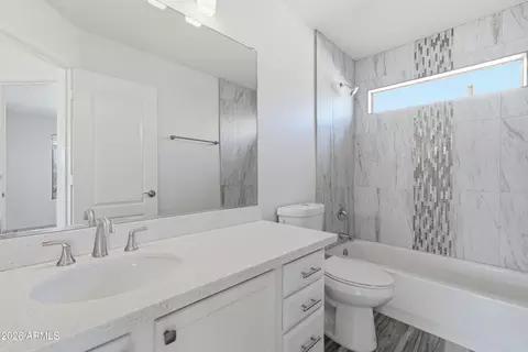 Bath - 891 E Sherri Dr, Gilbert, AZ 85296 photo 3 of 4