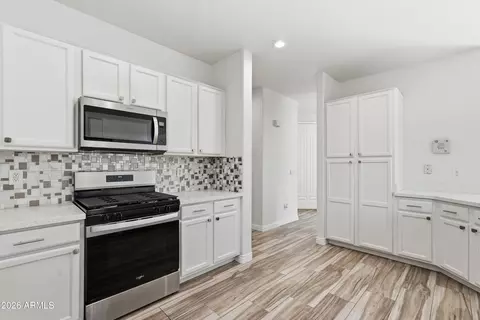 Entry Way - 891 E Sherri Dr, Gilbert, AZ 85296 photo 1 of 2