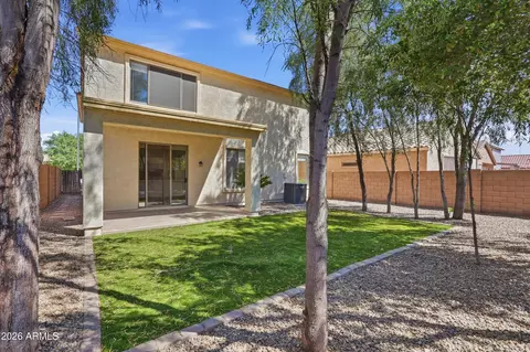 Exterior - 891 E Sherri Dr, Gilbert, AZ 85296 photo 3 of 5