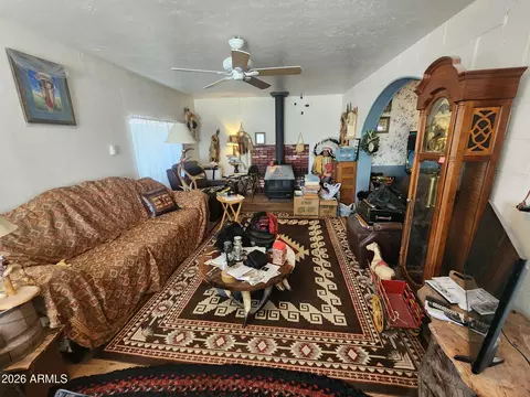 26115 S Ghost Town Rd, Congress, AZ 85332