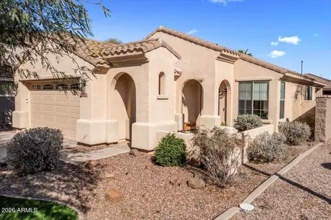 Exterior - 4516 E Santa Fe Ln, Gilbert, AZ 85297 photo 8 of 11