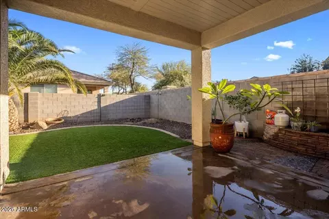 Exterior - 4516 E Santa Fe Ln, Gilbert, AZ 85297 photo 4 of 11