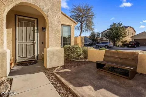 Exterior - 4516 E Santa Fe Ln, Gilbert, AZ 85297 photo 3 of 11