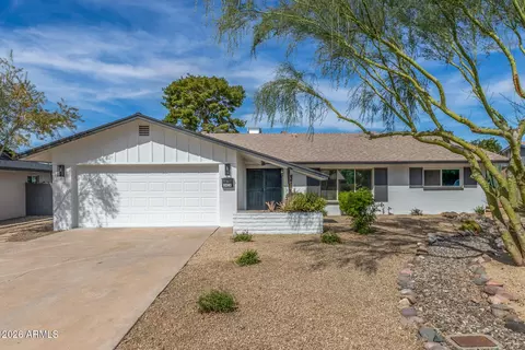 3414 W Gelding Dr, Phoenix, AZ 85053
