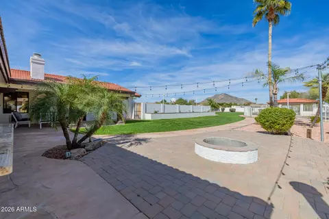 Exterior - 5444 W Electra Ln, Glendale, AZ 85310 photo 11 of 30