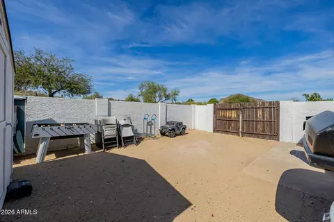 Exterior - 5444 W Electra Ln, Glendale, AZ 85310 photo 6 of 30