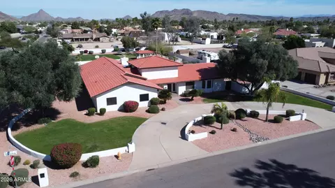 View/Area - 5444 W Electra Ln, Glendale, AZ 85310 photo 4 of 7