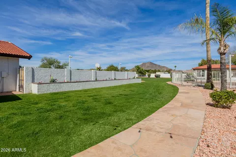 Exterior - 5444 W Electra Ln, Glendale, AZ 85310 photo 13 of 30