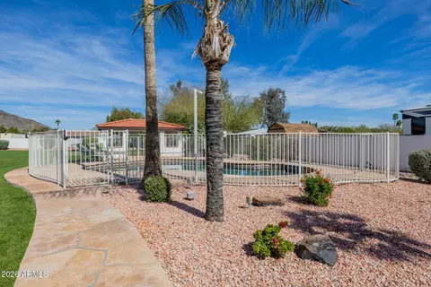 Exterior - 5444 W Electra Ln, Glendale, AZ 85310 photo 15 of 30