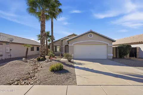 15943 W Smokey Dr, Surprise, AZ 85374