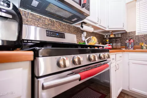 Kitchen - 502 N Elizabeth Ave, Douglas, AZ 85607 photo 3 of 5