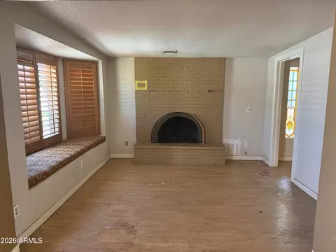 Living - 1207 E Georgia Ave, Phoenix, AZ 85014 photo 2 of 2