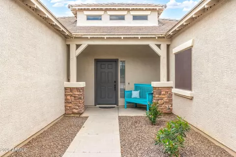 Exterior - 2940 Eleana Ln, Gilbert, AZ 85298 photo 4 of 7