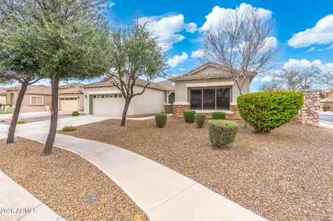 Exterior - 2940 Eleana Ln, Gilbert, AZ 85298 photo 3 of 7