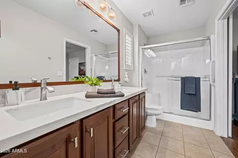 Bath - 3590 E Gleneagle Pl, Chandler, AZ 85249 photo 1 of 3