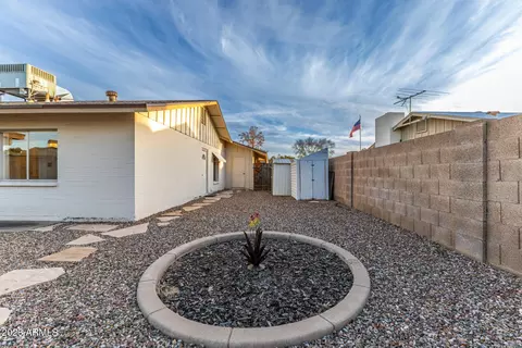 Exterior - 3718 W Dailey St, Phoenix, AZ 85053 photo 2 of 2