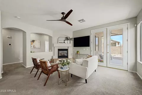Living - 838 E Cathy Dr, Gilbert, AZ 85296 photo 1 of 3