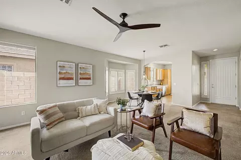 Living - 838 E Cathy Dr, Gilbert, AZ 85296 photo 2 of 3