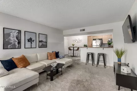 2938 N 61st Pl #123, Scottsdale, AZ 85251