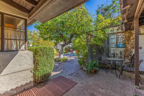 Exterior - 6201 N 9th Pl, Phoenix, AZ 85014 photo 5 of 14